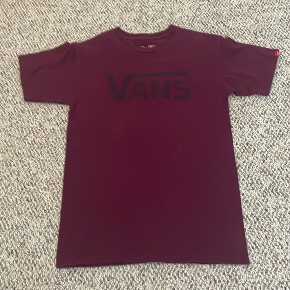 Burgundy VANS Short Sleeve Tee.  Size Small